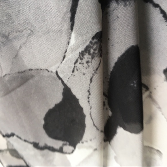 Calvin Klein scarf - Picture 7 of 8